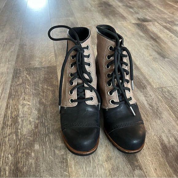 SOREL 1964 Premium Wedge Lace Up Boots Bluff Black/Tan NL2174 - Picture 11 of 13